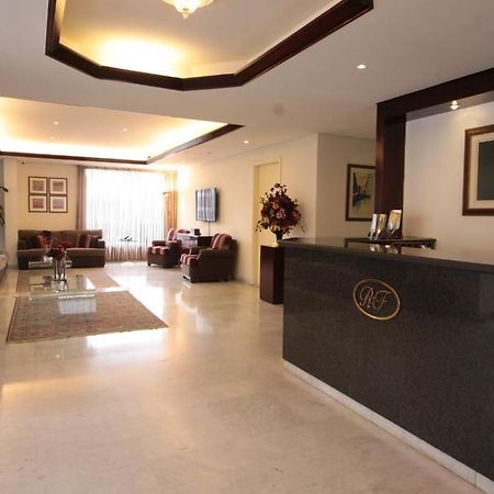 Residence De France Dbayeh Bagian luar foto