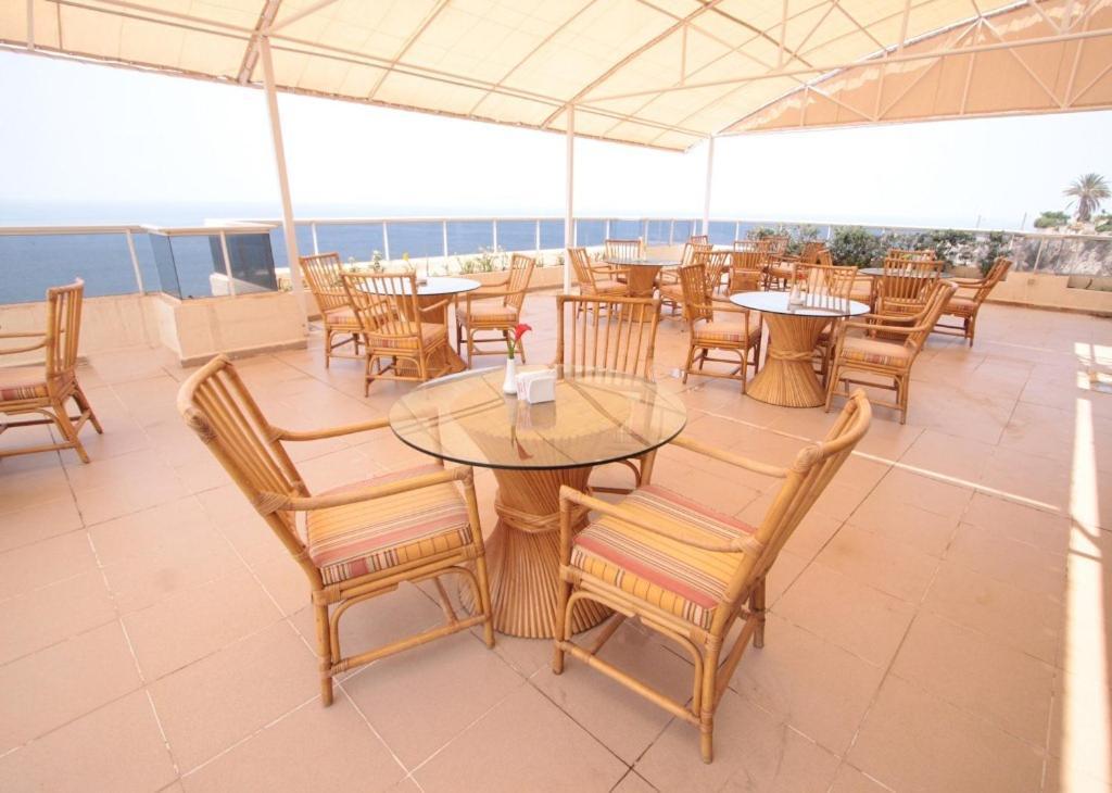 Residence De France Dbayeh Bagian luar foto