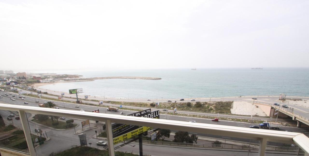 Residence De France Dbayeh Bagian luar foto